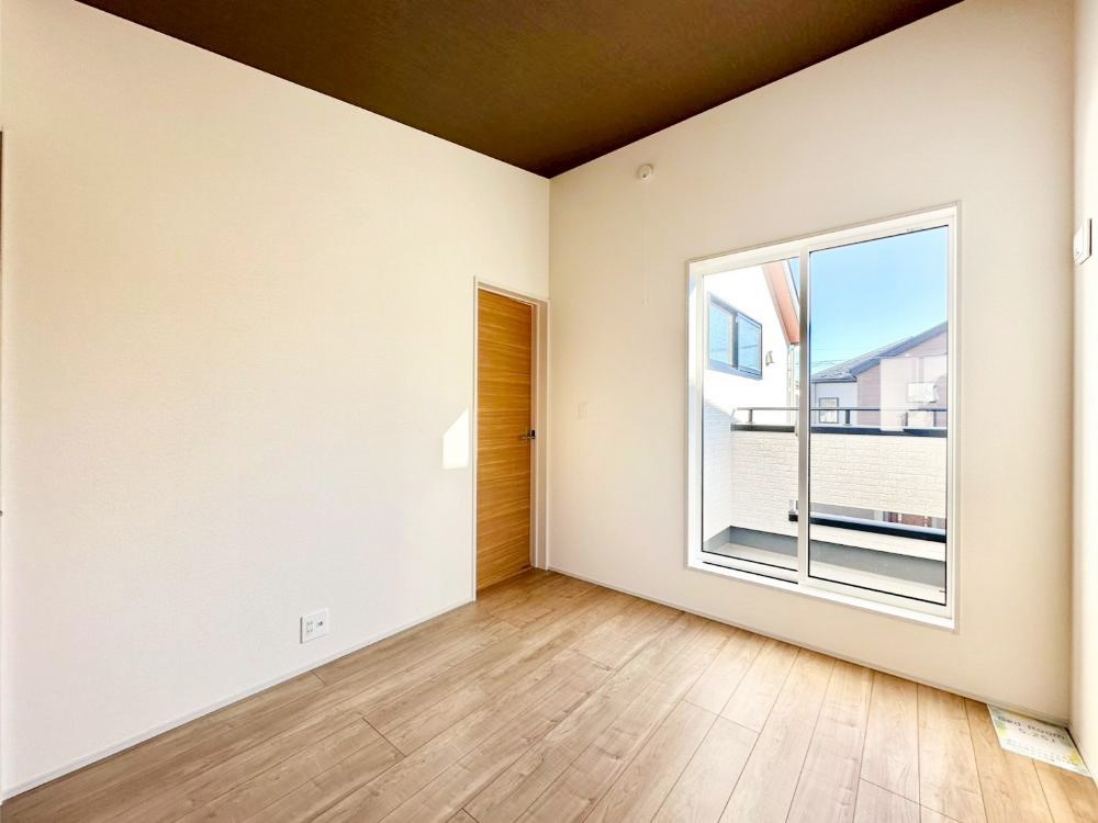 �Q�� �V��̃A�N�Z���g�N���X���I�V�����I�v���C�x�[�g���Ԃ��[���������Ȏ�Q���B