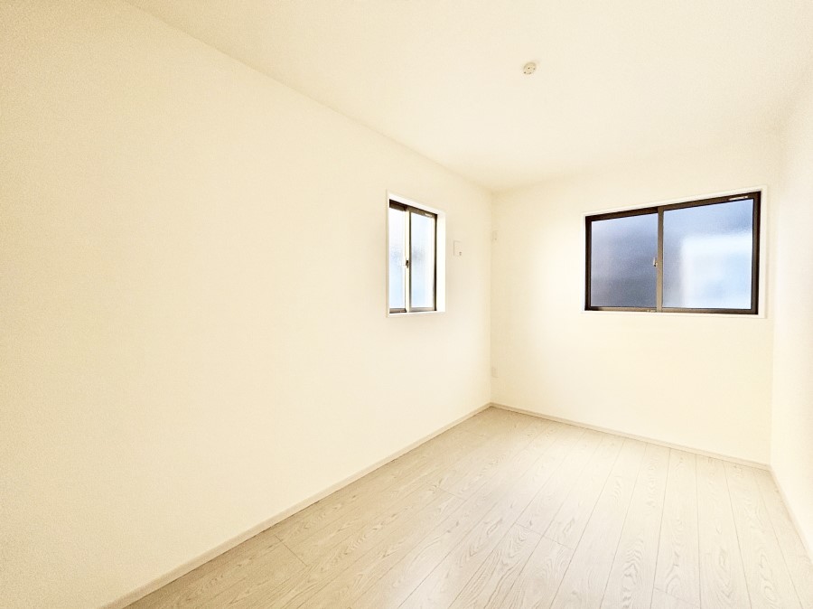 �q������ ������̂₳���������S�n�悢�v���C�x�[�g���[��