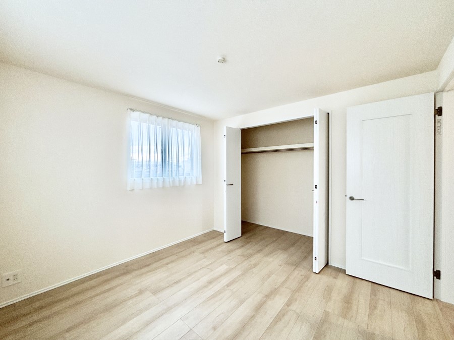 �q������ �q�������ɂ��������߂Ȏ��[�X�y�[�X�����Ղ�̋���