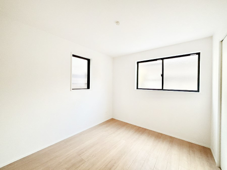 q Qʍ̌ŋC悭R̂łql̂ɂsb^