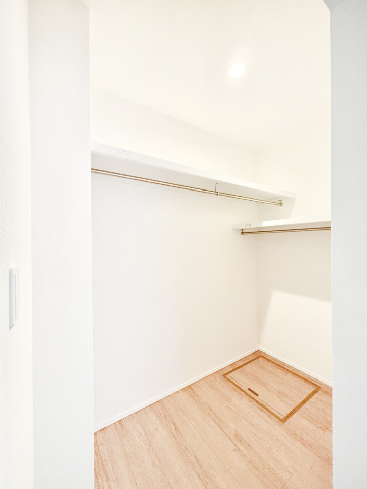 ̑ ߗނnK[Ɋ|܂܎[łWICBߗނ̐ڂ₷ĕ֗łI