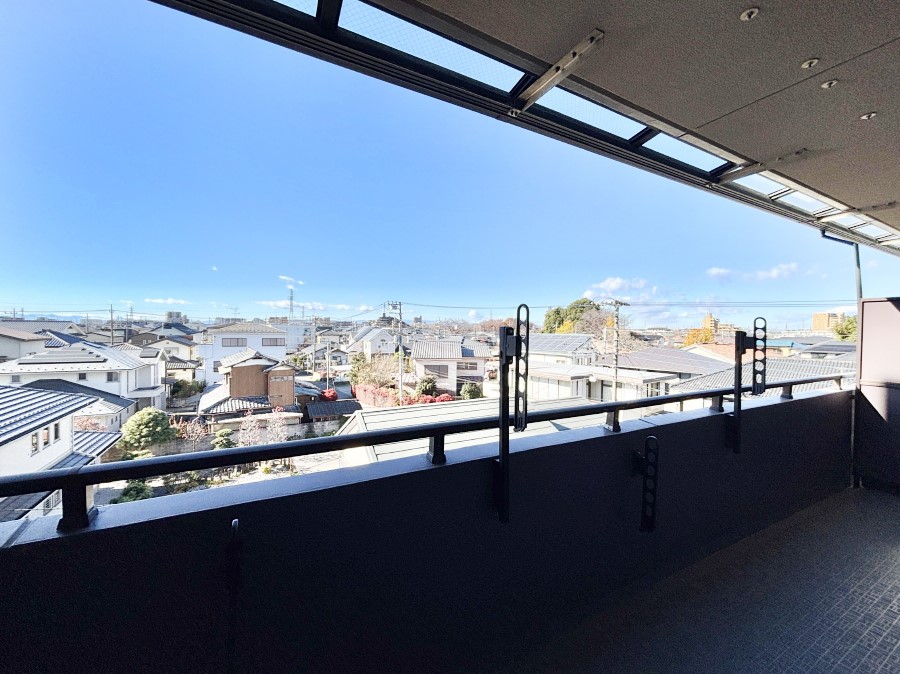 oRj[ t̃oRj[͋}ȉJłSłB