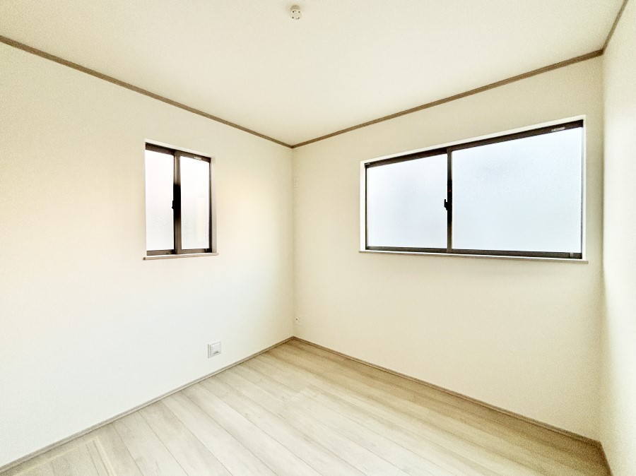 �q������ ������̂₳���������S�n�悢�v���C�x�[�g���[��