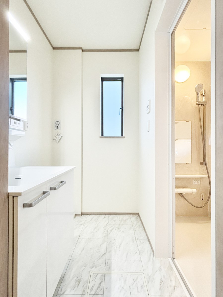 ���̑� �L�X�Ƃ�Ƃ�̂��郉���h���[�X�y�[�X