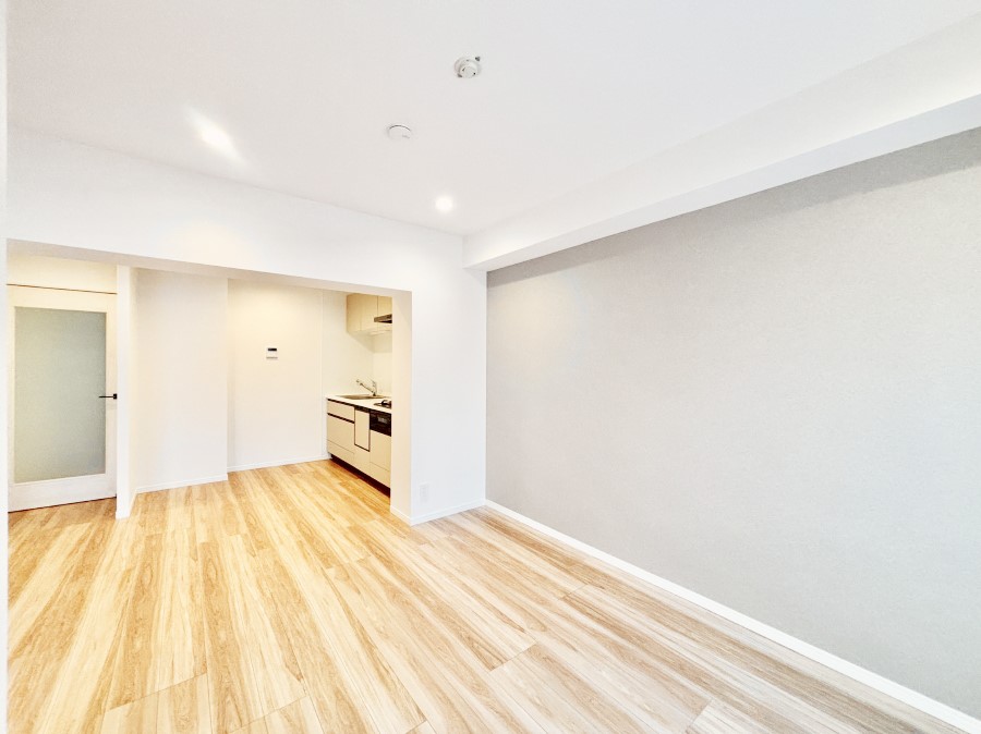 rO Ƒ̓₩Șbŕ܂閾邢rO