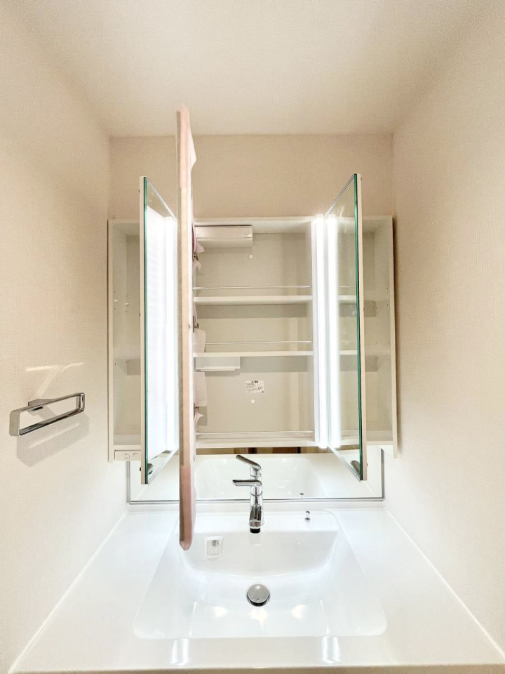 ̑ Oʋ̗ɁAϕiqpiȂǂ[\Bʑƕۂ܂I