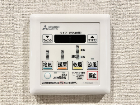 ̑ g[C@tȂ̂ŁAVĈSI