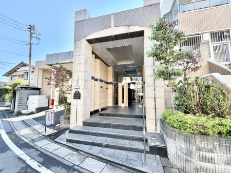 GgX YȃGgX́AZ҂D}Ă܂  