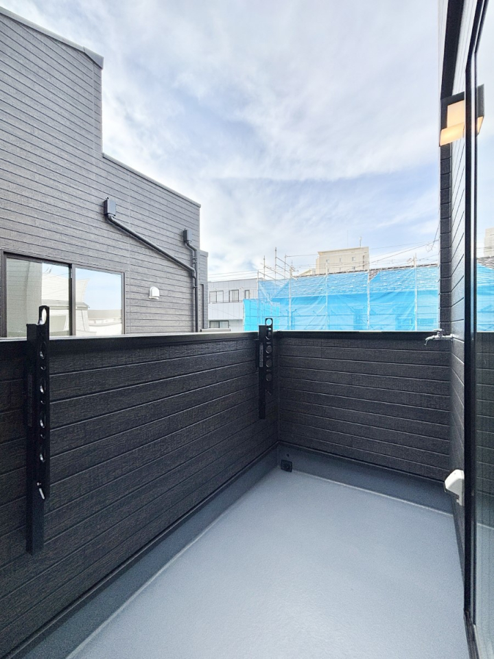 �o���R�j�[ �������o���R�j�[�������R��������̂������܂��B