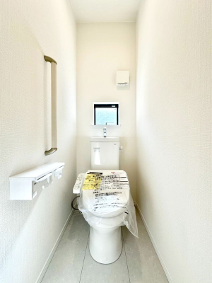 �g�C�� �g�C����1�K��2�K���ꂼ��ɔz�u����Ă��ĂƂĂ��֗��ł��B 