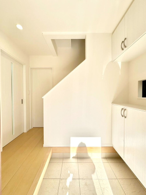 ���� �Ƒ��̋A��₨�q�l�������������}���錺��  