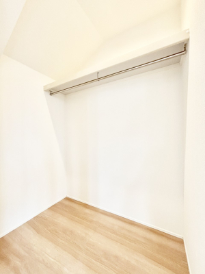 ̑ EH[NCN[[bgtŐԂLpł܂B