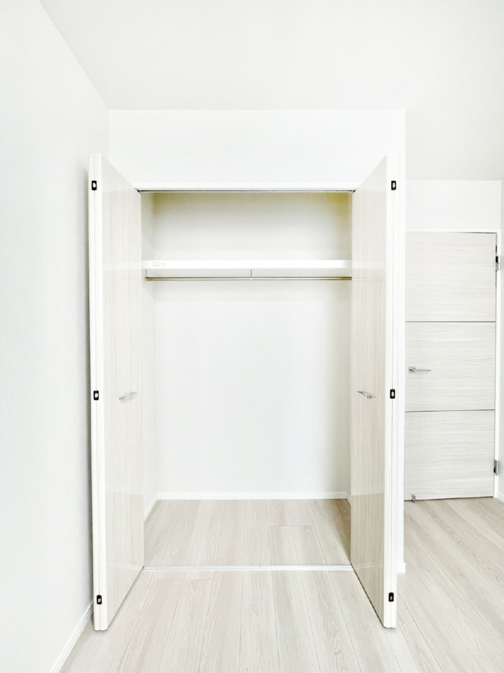 ���[ �m���N���[�[�b�g�B���s��������̂Ō���̈ߗނ�����������[�ł��܂��B