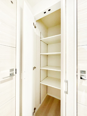 ���̑����� �L�����[�B�|�������G�߂̏��������[���邱�Ƃ��ł��܂��B