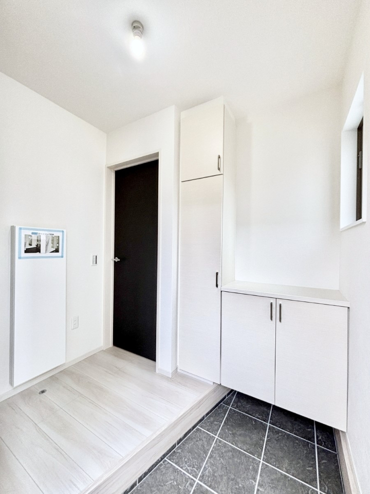 ���� ����I�𗘗p���āA���z�������������q�l�������ĂȂ��ł��܂��B