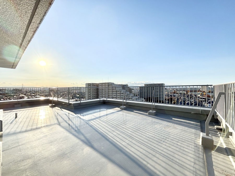 oRj[ LX[toRj[ł󕨂C悭܂BoRj[͊2I