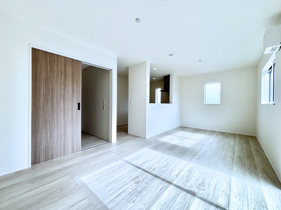 rO i`eCXg̗D_炩Fg̃t[OfGȃrOłˁB