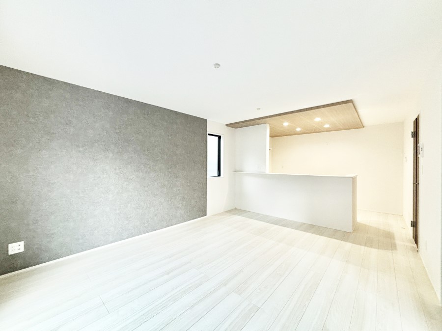 ���r���O �i�`�������e�C�X�g�̗D�����_�炩���F�g���̃t���[�����O���f�G�ȃ��r���O�ł��ˁB