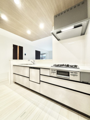 �L�b�`�� �����g���L�b�`��������A�g���₷�����������̂��₷���ɂ������܂����B 