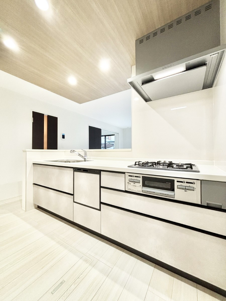 �L�b�`�� �����g���L�b�`��������A�g���₷�����������̂��₷���ɂ������܂����B 