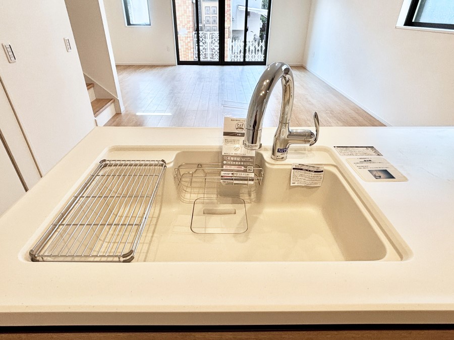 ̑ łȂB̐ŐƏ򐅂gB