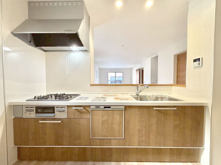 �L�b�`�� �������������I�ɁA�y�����I�V�X�e���L�b�`��  