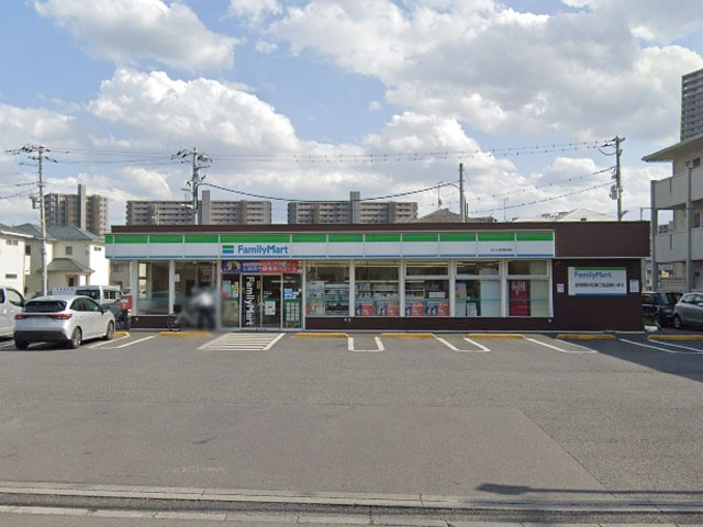 ���ӊ� �R���r�j 700m �t�@�~���[�}�[�g�ӂ��ݖ��ѓX