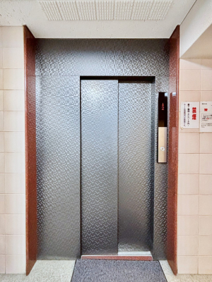 ̑ ̏艺ɕ֗ȃGx[^[I