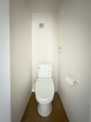 gC gC1K2KꂼɔzuĂĂƂĂ֗łB 