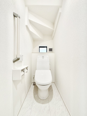 gC gC1K2KꂼɔzuĂĂƂĂ֗łB 