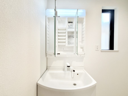 ʑEʏ Oʋ̗ɁAϕiqpiȂǂ[\Bʑƕۂ܂I  