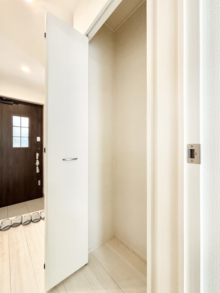  U炩肪ȌւXbĽ֎[t  