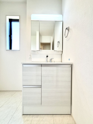 ʑEʏ 傫₷OʋŐʑ́AgȂ݃`FbN┧̂ɂ߂łB 