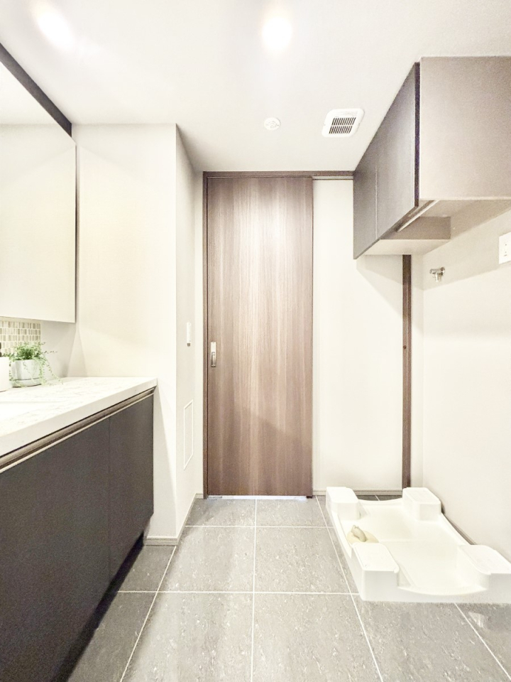 ���̑� ��Ƃ�̐��ʃX�y�[�X�Œ��̐g�x�x�����N���N