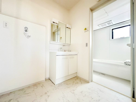 ���̑� �L�X�Ƃ�Ƃ�̂��郉���h���[�X�y�[�X�@