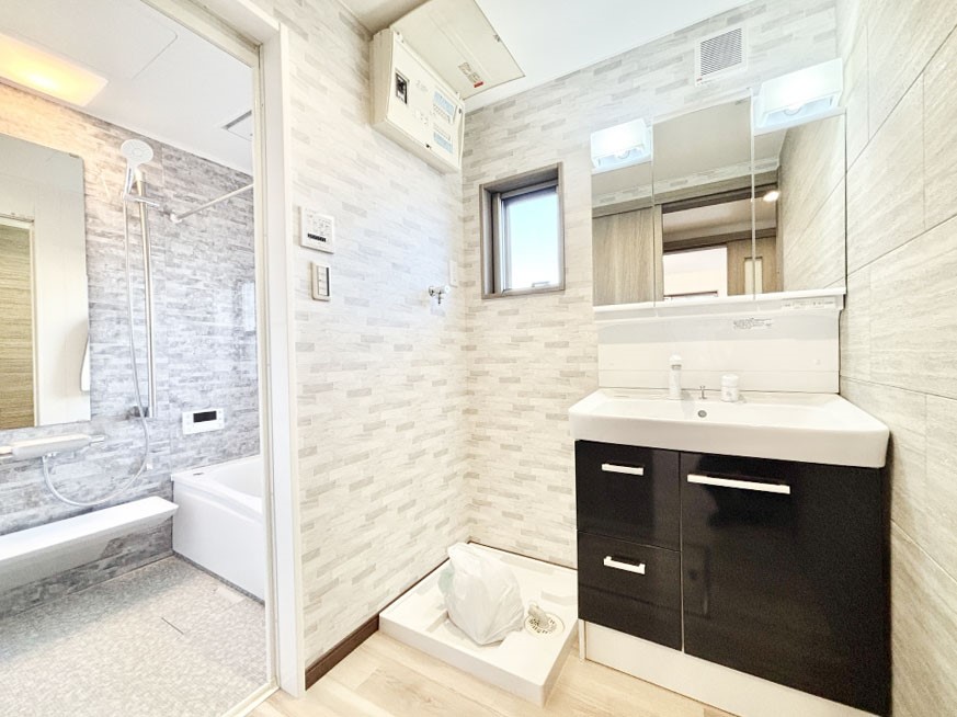 ӊ Rrj 600m [\ aVqX