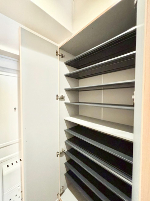 ���̑����� �����Ղ���[�ł���V���[�Y�{�b�N�X�B