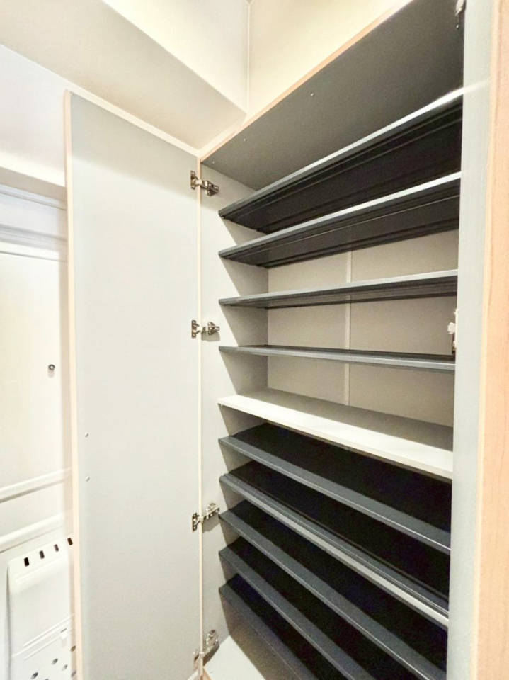 ���̑����� �����Ղ���[�ł���V���[�Y�{�b�N�X�B