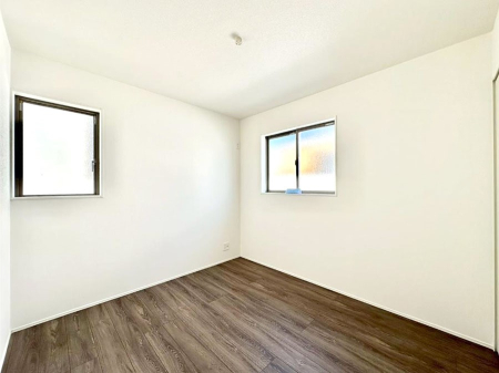 �q������ �Q�ʍ̌��Ŗ��邳�����ʂ��ǍD�I