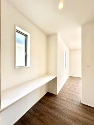 ���̑����� �t���[�X�y�[�X�B���[��e�����[�N�Ȃǂɂ������p���������܂��B