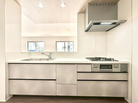 �L�b�`�� �������������I�ɁA�y�����I�V�X�e���L�b�`��  