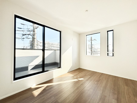 �Q�� ���邢�o���R�j�[�T�C�h�ɗm����ݒu�B�ڊo�߂̗ǂ��Q���ɁB