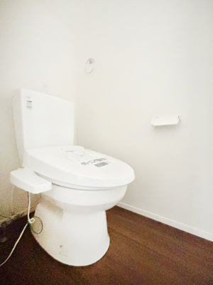 �g�C�� �g�C���͈��S�̂Q�ӏ��I���̃o�^�o�^������S�ł��B