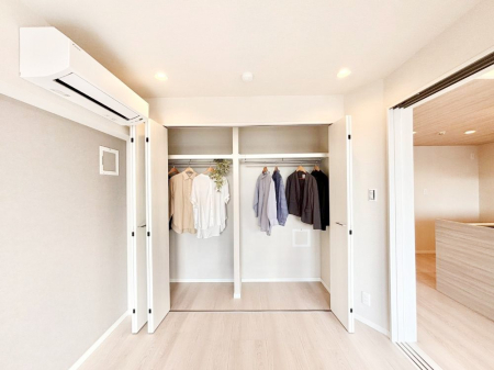 ���[ �m���N���[�[�b�g�B���s��������̂Ō���̈ߗނ�����������[�ł��܂��B