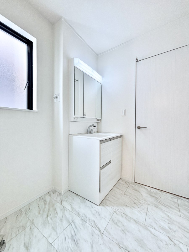 ���̑� �������̂�����K��Ԃł��B�����̐g�x�x���C�����ǂ����g�������܂��B 