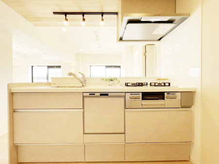 ӊ wZ 610m 旧u񒆊wZ