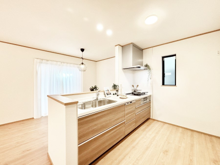 Lb` u₩ȕʂ蔲Lb`B̂Ŗ邭Cɂ𗧂܂B