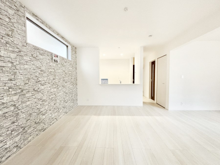 ���r���O �Z�ޕ��̌��������o�����A�C���e���A���l����̂��y���݂ȃ��r���O�ł��I 