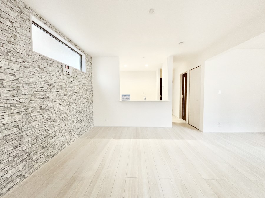 ���r���O �Z�ޕ��̌��������o�����A�C���e���A���l����̂��y���݂ȃ��r���O�ł��I 