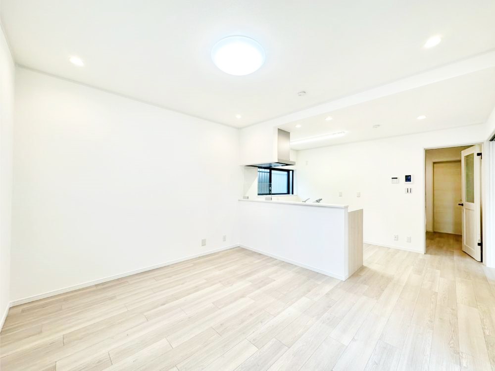 ���r���O �Z�ޕ��̌��������o�����A�C���e���A���l����̂��y���݂ȃ��r���O�ł��I 